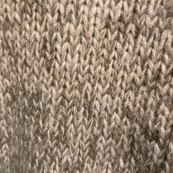 Moda International Lambs wool belted sweater - Picture 4 of 7